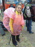 Таня упаковалась от дождя!
